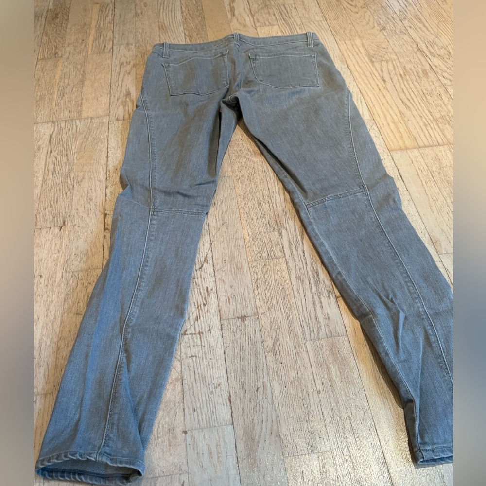 Vince Gray Skinny Jeans